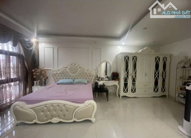 Bán nhà Bạch Đằng, Thượng Lý, Hồng Bàng, Hải Phòng. 4,5 tầng, 64m2, 10,2 tỷ. Ngang 5,8m, d - 4