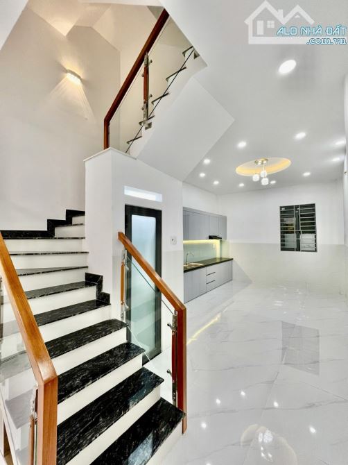 Bán nhà hẻm 4m Âu Dương Lân Quận 8, DT 56m2, 4 tầng nhà mới ở ngay. - 4