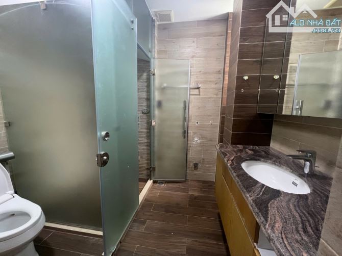 VIP-BIỆT THỰ VÕ THỊ SÁU - 11M X 12M- HẦM 4 TẦNG, THANG MÁY-  P. VÕ THỊ SÁU, QUẬN 3 - 5