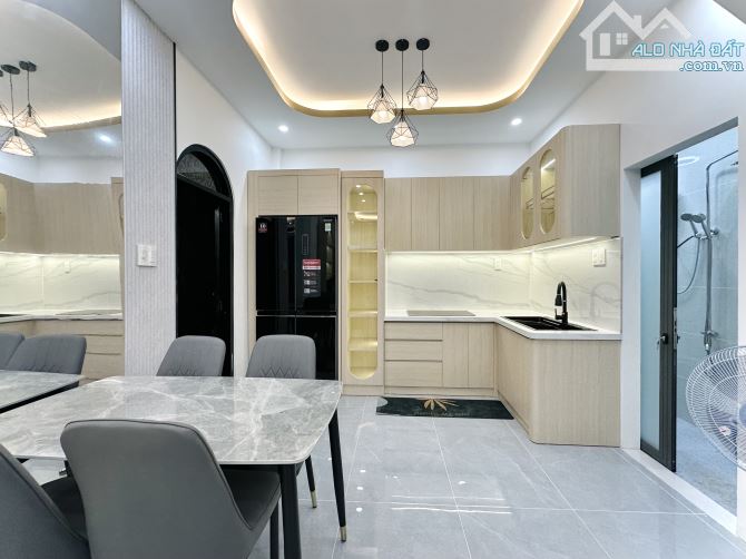 CĂN GÓC 34m2 - 2 MẶT TIỀN SAU LƯNG CƠM TẤM BA GHIỀN - FULL NỘI THẤT - GIÁ 5.98 TỶ - 9