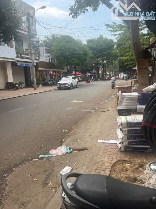 Chỉ cần 13tỷ999tr có ngay👇 NHÀ 4 MÊ MẶT TIỀN XÔ VIẾT NGHỆ TĨNH ĐOẠN HOÀNG DIỆU KD SẦM UẤT
