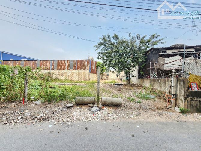 Bán đất 11x50m, mặt tiền Thuận Giao 23 p.Thuân Giao gần chợ 185