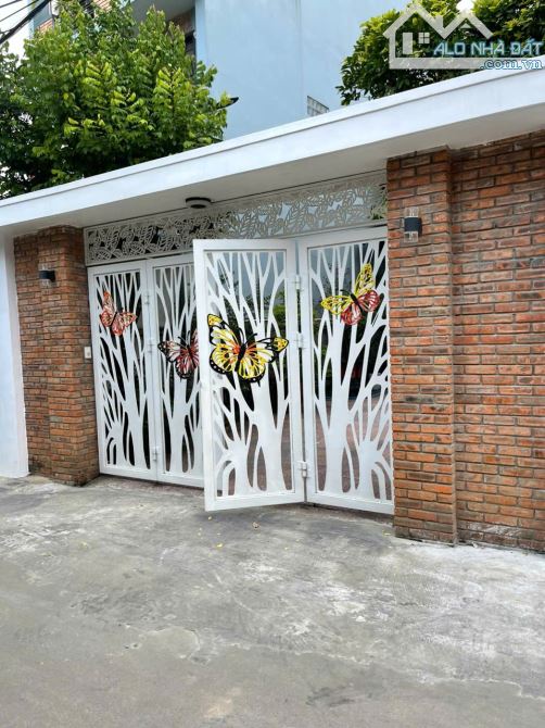 CHO THUÊ VILLA SÂN VƯỜN KIỆT OTO HÙNG VƯƠNG - KẾ BÊN CHỢ AN CỰU - 8