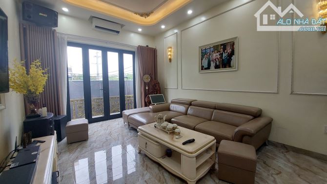 Bán nhà 3,5 tầng Đằng Lâm, Hải An.60m2.Đường 8m.Vị trí kinh doanh.Có thang máy.Chỉ 8,99 tỷ - 1