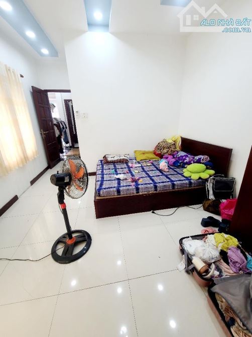 TƯ TOÀN - HẺM OTO THÔNG - NỞ HẬU NHẸ -53M - 2 TẦNG -GIÁ CHỈ 4TY35 - 3