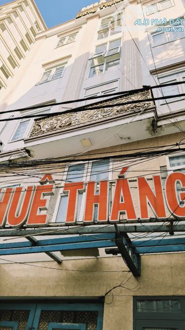 Cần tiền bán tòa CHDV 67 phòng khu Tên Lửa Bình Tân  khoán 180 tr/tháng giá 35 tỷ TL .