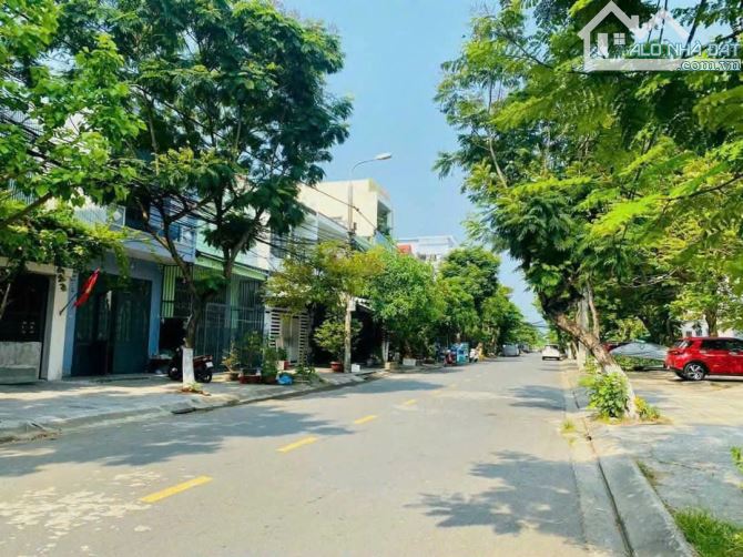 BÁN LÔ ĐẤT MT NGUYỄN ĐỨC AN DT 80M MGANG 5M