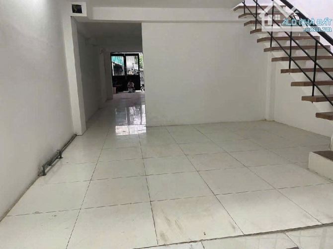 BÁN NHÀ 1 TRỆT, 120M2, PHÚ MỸ - QUẬN 7, GIÁ 7.5 TỶ - SỔ ĐỎ CHÍNH CHỦ