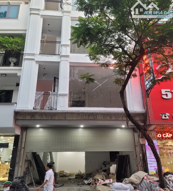 Bán Nhà Mặt Phố Hoàng Ngân, Cầu Giấy DT 95m2 x 7T, TM, MT 5,4m. Giá Rẻ.