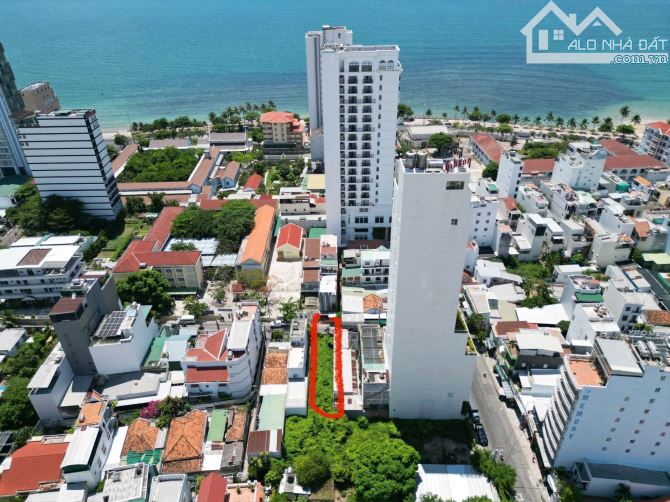 Bán lô đất xây khách sạn gần bãi biển Hòn Chồng, Nha Trang