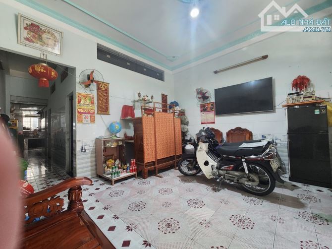 🏡 NHÀ MẶT TIỀN HOÀ AN 9 PHƯỜNG HOÀ AN - 90M² NHÀ MÊ - GIÁ CHỈ 3.7 TỶ - 1