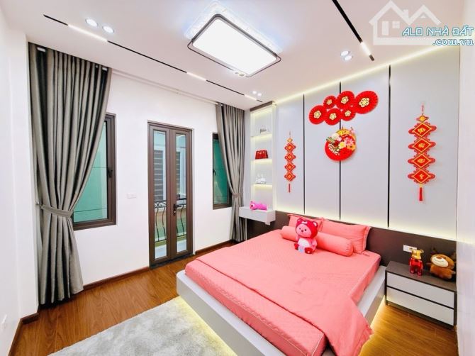 Bán nhà Xuân Thuỷ,Cầu Giấy,45m2,ngõ thông,nông,full nội thất,tiện ích,an sinh đỉnh - 1