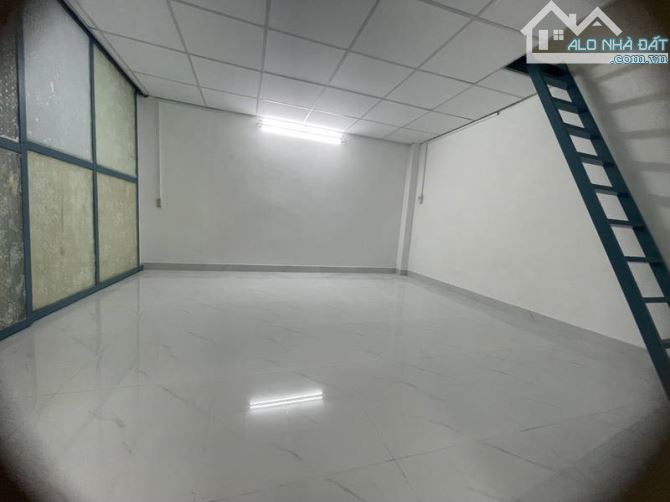 Bán nhà đẹp sát MT ,gần Cộng Hòa. Ngang hiếm 5,5m Khu Vip P13 Tân Bình hơn 6 tỷ - 1