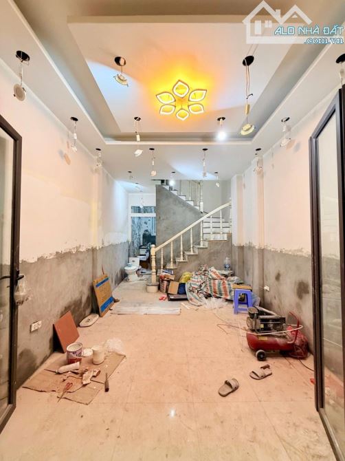 NHÀ ĐẸP KHÚC THỪA DỤ - 30M RA PHỐ NỎ HẬU -GIAO THÔNG THUẬN LỢI - TIỆN ÍCH BẠT NGÀN - 1