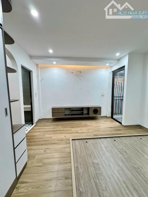 Bán nhà riêng  6 Tầng, Thang Máy,4PN, 4WC, 38m2 tại Hồ Tùng Mậu, Mai Dịch, Cầu Giấy, HàNội - 1
