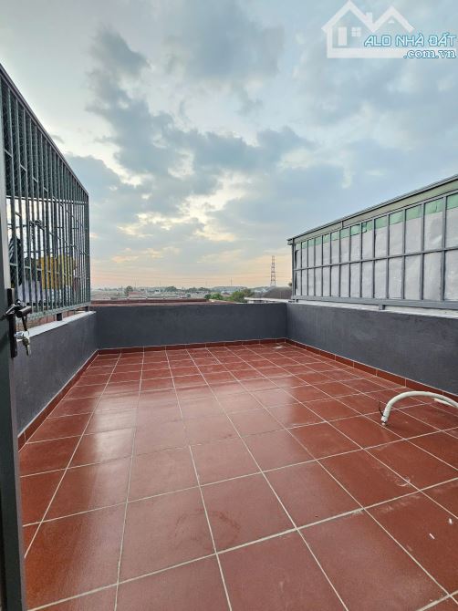 Bán nhà sổ riêng, Full nội thất đúc 3 tấm, gần chợ Phú Phong, KDC ở kín p.Bình Chuẩn H4865 - 18