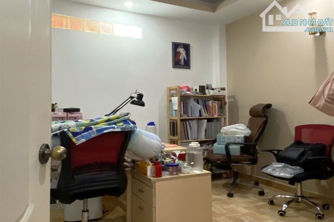 Bán nhà Hoàng Hoa Thám Phú Nhuận, 4 Tầng 4.4m x 9.6m vuông vức 4 phòng - Giá 8.825 tỷ TL - 2