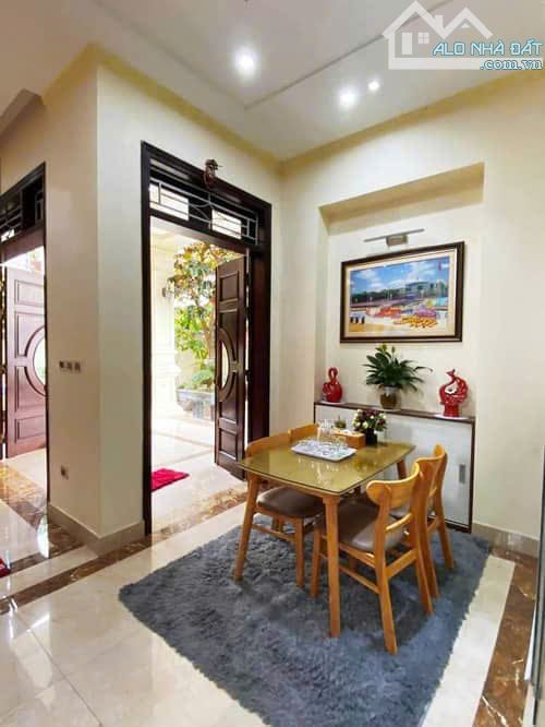 Bán Biệt Thự - KĐT Nam Cường – Hoàng Quốc Việt – 400m2 – Lô góc 3mặt tiền – 5 Tầng – 105tỷ - 2