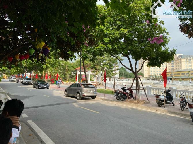 BÁN GẤP ĐẤT LÂM HẠ 97M, MẶT TIỀN 5.4M, VIEW CÔNG VIÊN, 2 VỈA HÈ, KINH DOANH. GIÁ 32 TỶ - 2