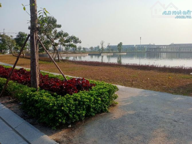 Bán đất khu Hinode Royal Park, đất đẹp, chủ cần tiền bán gấp, 88 m2, giá giảm mạnh - 1