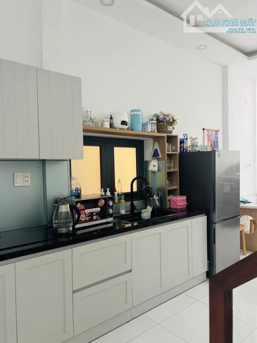 🌈52m2 🏠NHÀ MẶT TIỀN ĐƯỜNG SỐ XE HƠI NGỦ TRONG NHÀ NỞ HẬU TÀI LỘC. - 2