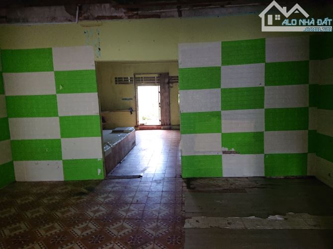 Bán nhà mặt tiền số 393 đường Nguyễn Trãi, phường 9, TP. Cà Mau, T. Cà Mau (cách đài PT-TH - 3