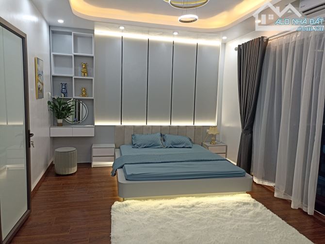 NHÀ 6 PHÒNG KHÉP KÍN 5 TẦNG HAI THOÁNG 82M2, MỚI TINH Ở TRƯỚC TẾT HAI THOÁNG HƠN 5 TỶ - 3