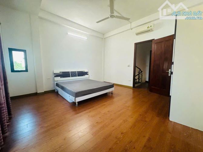 HOT! KHƯƠNG TRUNG- THANH XUÂN CÁCH PHỐ CHỈ VÀI MÉT, DT 49Mx5T,MT4m giá chỉ 9 tỷ. - 3