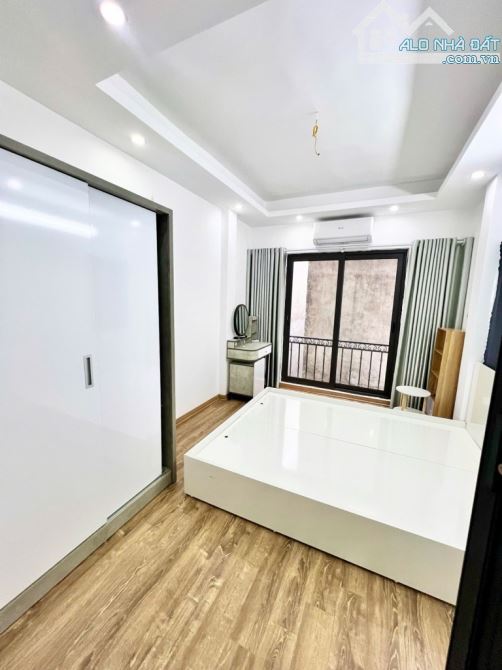 CẦN BÁN GẤP NHÀ BA ĐÌNH, NHÀ MỚI FULL NỘI THẤT Ở LUÔN ĐÓN TẾT, 32m2, 5 tầng, 5.75 tỷ - 4