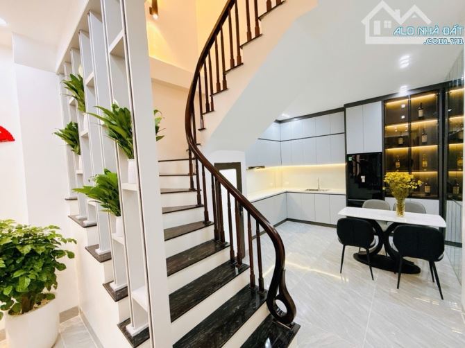 Bán nhà Xuân Thuỷ,Cầu Giấy,45m2,ngõ thông,nông,full nội thất,tiện ích,an sinh đỉnh - 5