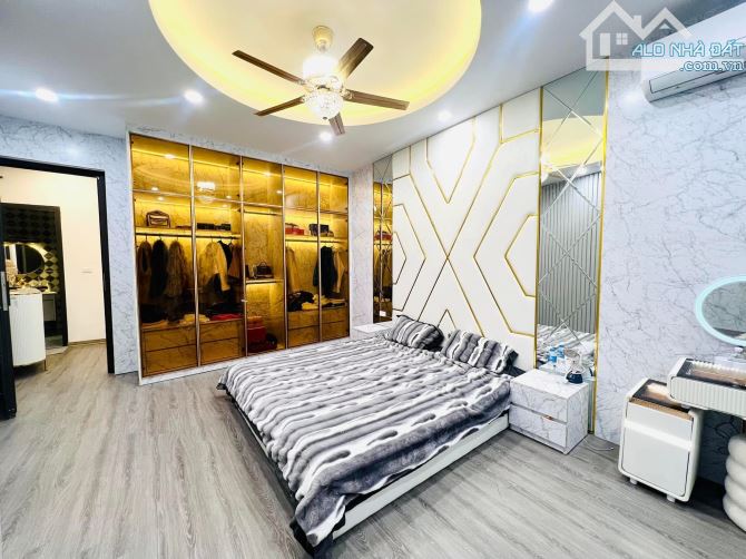 Trường Chinh - Nhà đẹp đón tết - Karaoke tại gia - Ngõ ô tô kinh doanh - 52m² - Giá 11.65 - 6