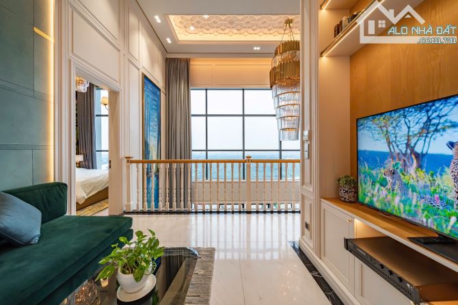 Penthouse đặc biệt tại Q2 Thảo Điền  Diện tích lên đến hơn 400m2, Kết cấu 3 Tầng - 9