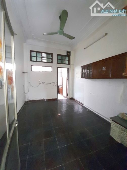 BÁN NHÀ LÊ THANH NGHỊ - LÔ GÓC - 67M²  - NGÕ BA GÁC - 9.1 TỶ - 1