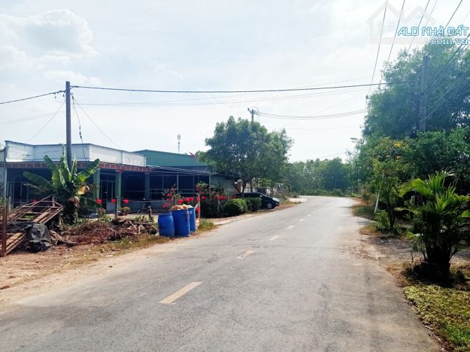 Bán đất góc 2 mặt tiền đường Trung An - 1235m2 - 17.7x69 - 300m2 thổ cư - xã Trung An - Củ - 2