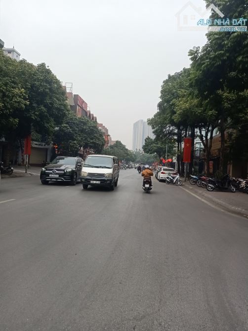 Giảm 2 tỷ bán nhà mặt phố Nguyễn Văn Lộc DT86m2 chủ cần bán trước tết - 2