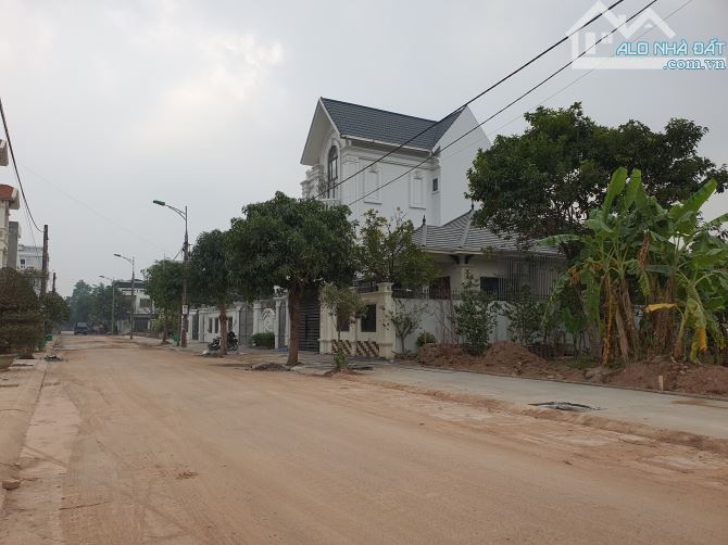 Bán 85m2 đất KĐT Lam Hạ, TP. Phủ Lý, cạnh Sun Urban City Hà Nam, lô góc, giá 2.7 tỷ - 3