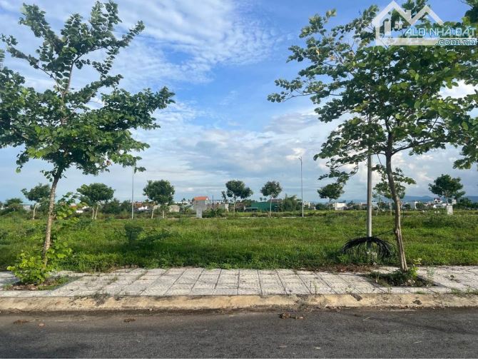 KDC Tây Bàu Giang sát thành phố Quảng Ngãi, chủ cần bán 100m2 đất gần sông chỉ 1 ty 1