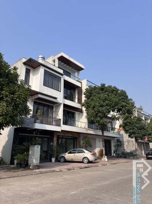 Hoàng Văn Thụ - phân lô cán bộ - ngõ 6m - 100m*3T - 4 tỷ