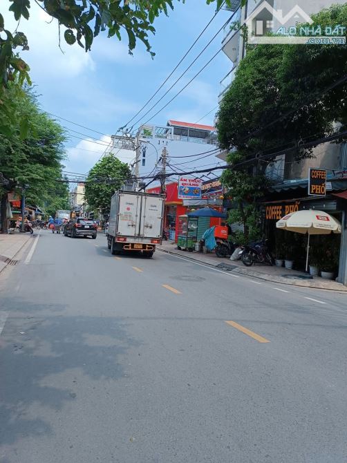 Bán nhà căn góc MTKD Nguyễn Hữu Tiến Tân Phú 5x20m nở hậu 9m đúc 1 lầu giá 15.5 tỷ TL - 1