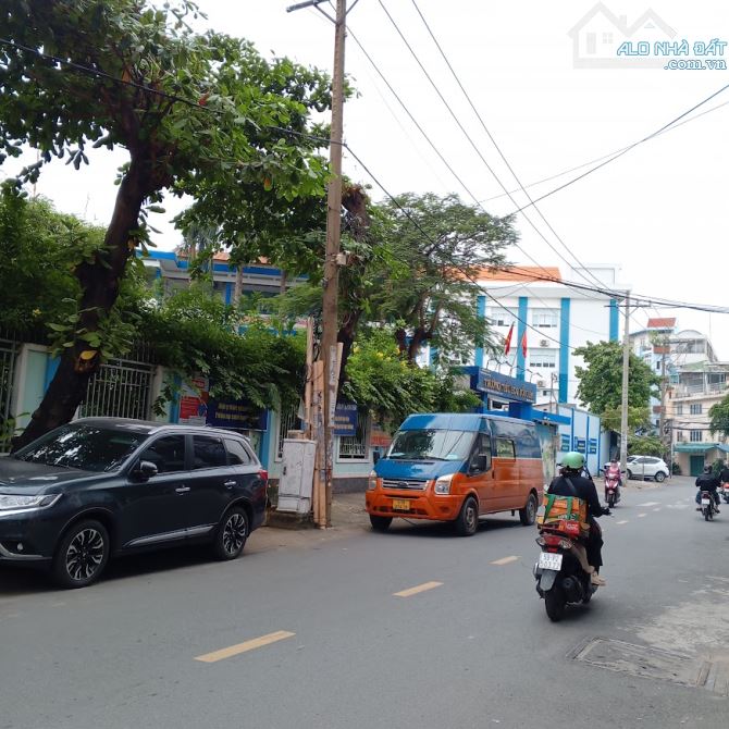 BÁN NHÀ 4 TẦNG NGAY KHU BẮC HẢI - NGANG 4M5 - HẺM XE HƠI 4 CHỖ - NHỈNH 4 TỶ - 1