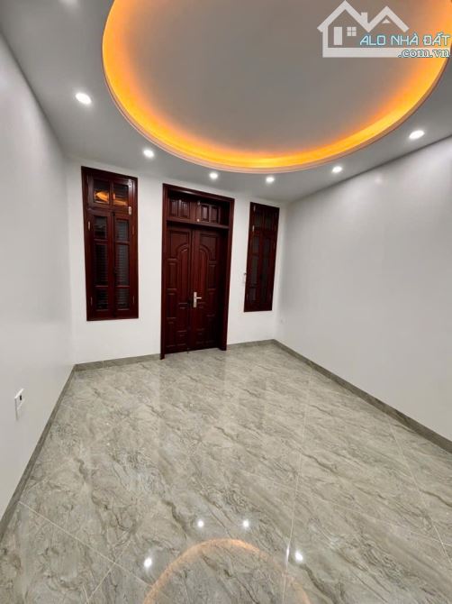 Bán Nhà Mỹ Đình, 45m², 4 Tầng, Giá Chỉ 7.85 Tỷ – Nhà Đẹp, Ngõ Rộng - 1