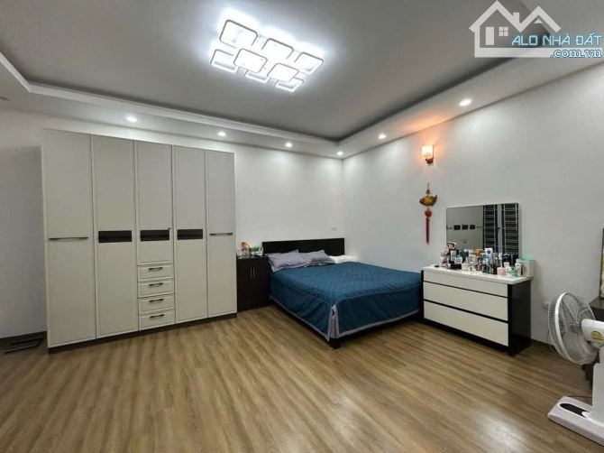 Nhà đẹp 56m2 tại ngõ 143 Phố Kim Mã cần bán gấp - 1