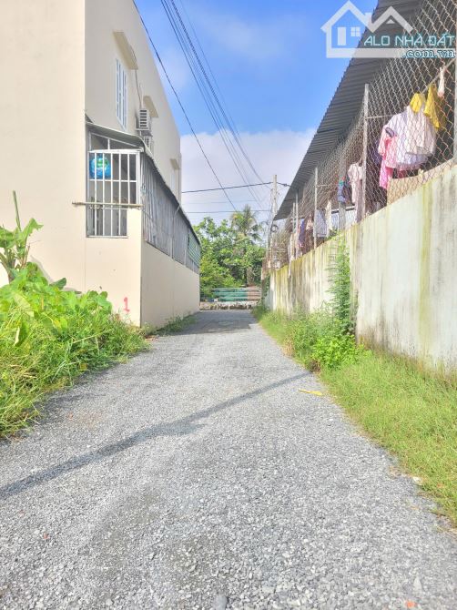 Bán đất sổ riêng ngang 8,3m gần đường Bình Thung phù hợp xây biệt thự chỉ 2ty800 HTL5052 - 1