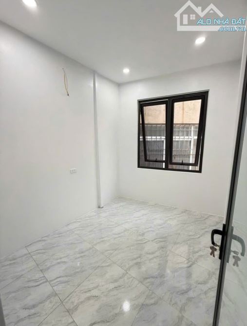 BÁN NHÀ 4 TẦNG 32m2 GIÁ 3,25 TỶ GẦN CHỢ, TRƯỜNG C1 CHÚC SƠN, UBND CHƯƠNG MỸ - 2