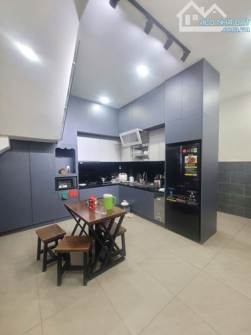 Bán nhà sổ riêng 95.4m2 Mặt Tiền kinh doanh đường Lý Thường Kiệt, p.Dĩ An HTL4785 - 2