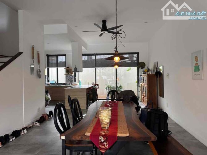 Bán nhà mặt phố Võ Nguyên Giáp, 34 tỷ, 135m2, view đẹp, 3PN, 3WC, pháp lý đầy đủ - 2