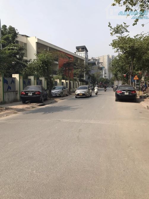 BÁN 118M ĐẤT TÁI ĐỊNH CƯ TỨ HIỆP - THANH TRÌ P-LÔ Ô TÔ TRÁNH VỈA HÈ KINH DOANH 22.8 TỶ - 2