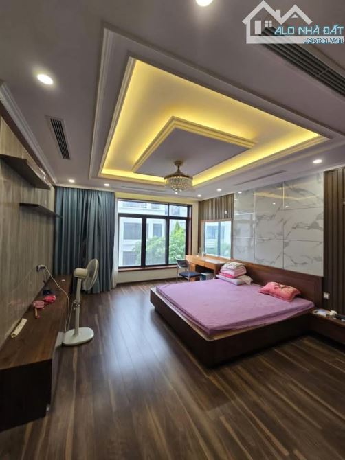 Tô Hiệu Hà Đông ô tô đỗ cổng đẹp long lanh 45 m2 5 tầng  tháng máy giá chỉ hơn 10 tỷ. - 3
