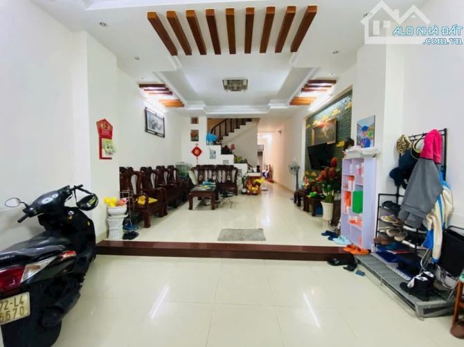 CCDV-MS.P - Bán nhà MT đường Phan Huy Chú P.2 Vũng Tàu - 1 trệt 2 lầu 1 tum. Giá 12.7 tỷ - 4