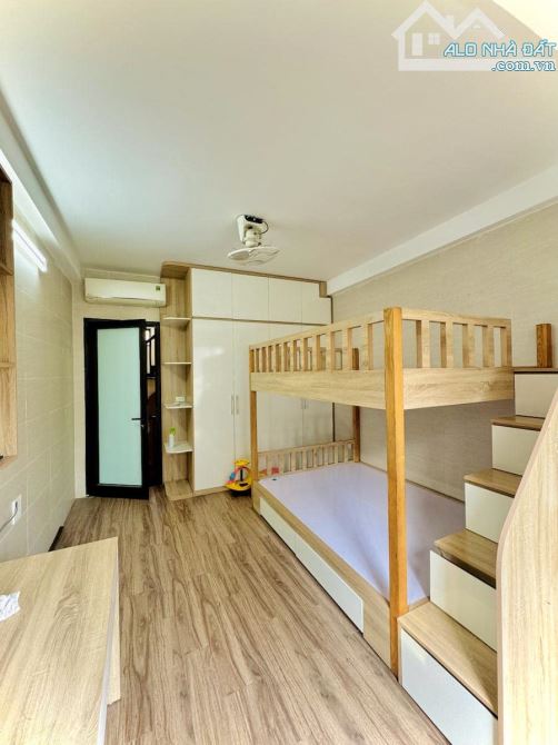 BÁN NHÀ ĐỒNG NHÂN, 30M, MT 3,5M, 6T, NGÕ RỘNG THÔNG, MỚI, FULL NỘI THẤT, CHỈ 7,4 TỶ. - 4